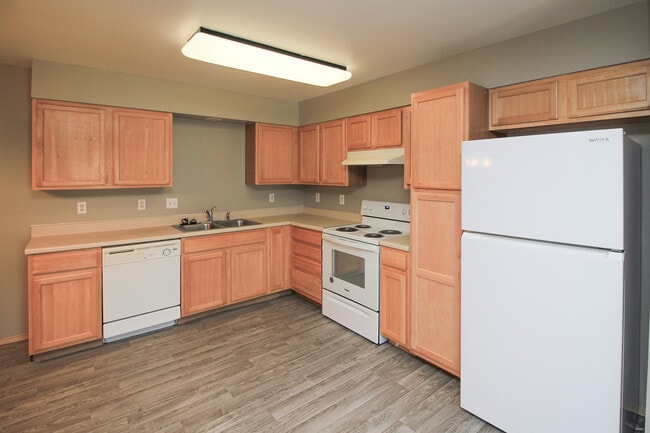 Building Photo - Falls Park Apartments