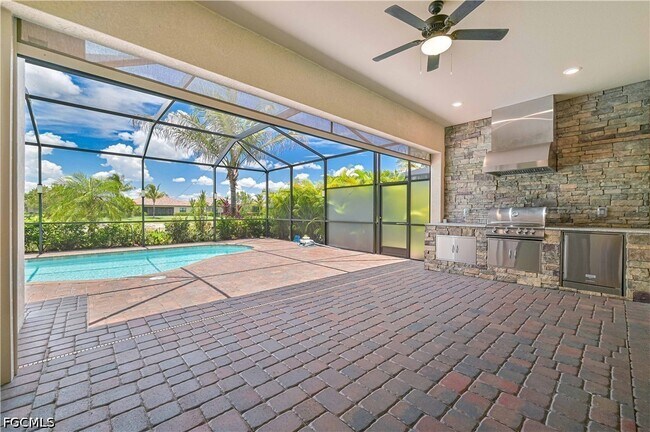 Building Photo - 28076 Foxrock Ct