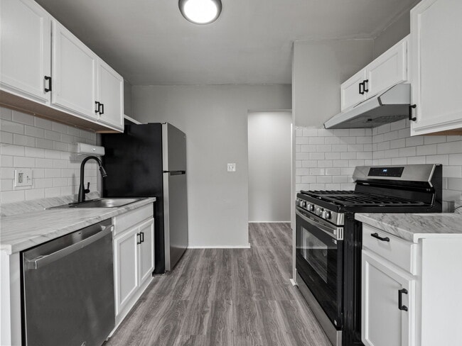 Building Photo - Goddard Estates