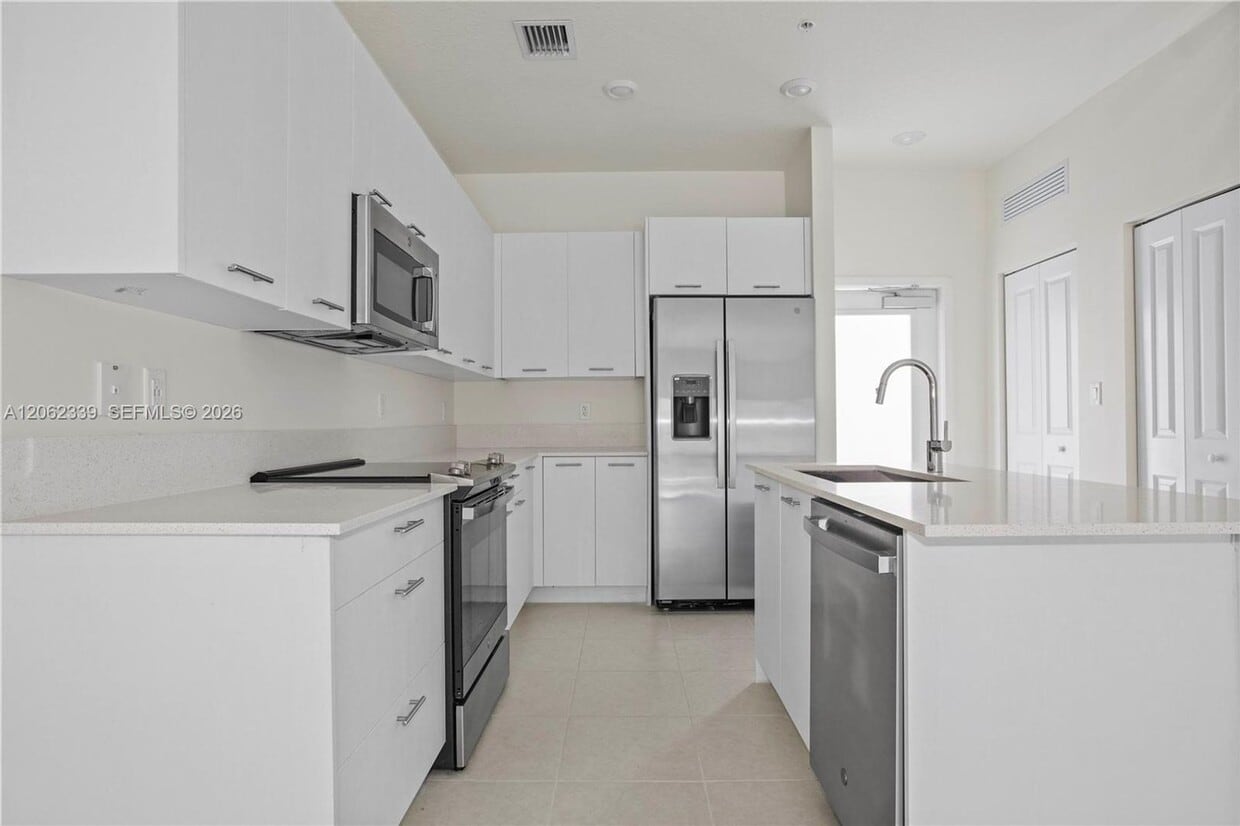 Photo - 8001 NW 41st Street F-106