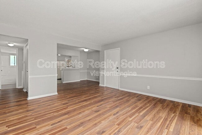 Building Photo - 2042 Gascony Parc Dr