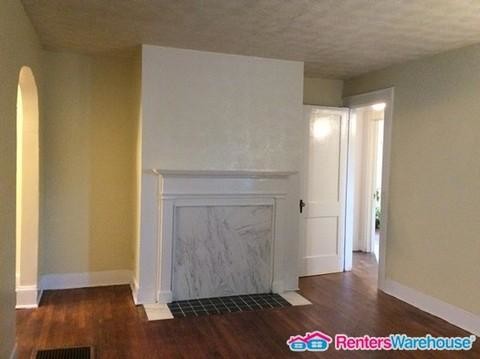 Building Photo - 3 bedroom in Atlanta GA 30318