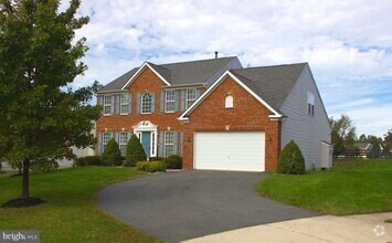 Building Photo - 42038 Cherish Ct