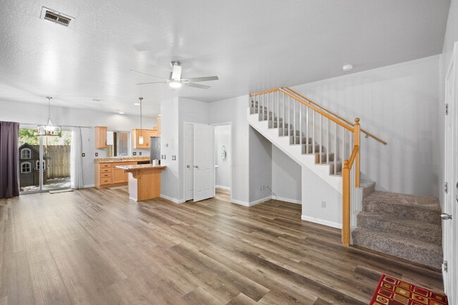 Foto del edificio - 190 Rivers Edge Dr