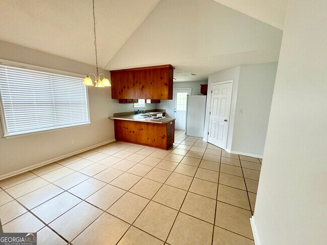 Foto del edificio - 308 Strawbridge Ln