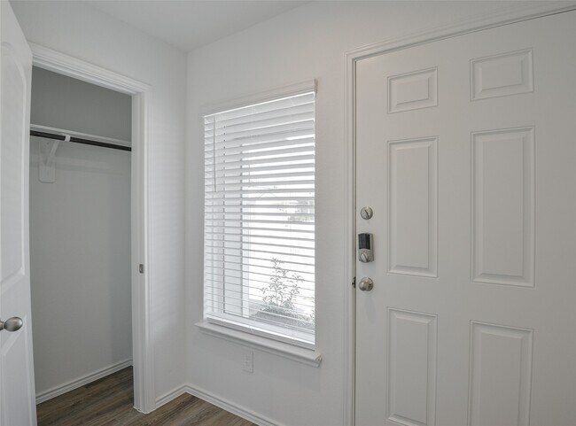 Foto del edificio - 23604 Nectar Crst Hts