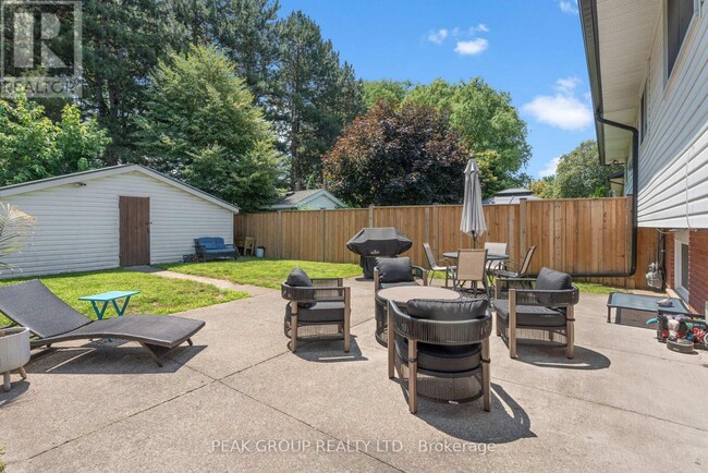 Building Photo - 4210 Briarwood Ave