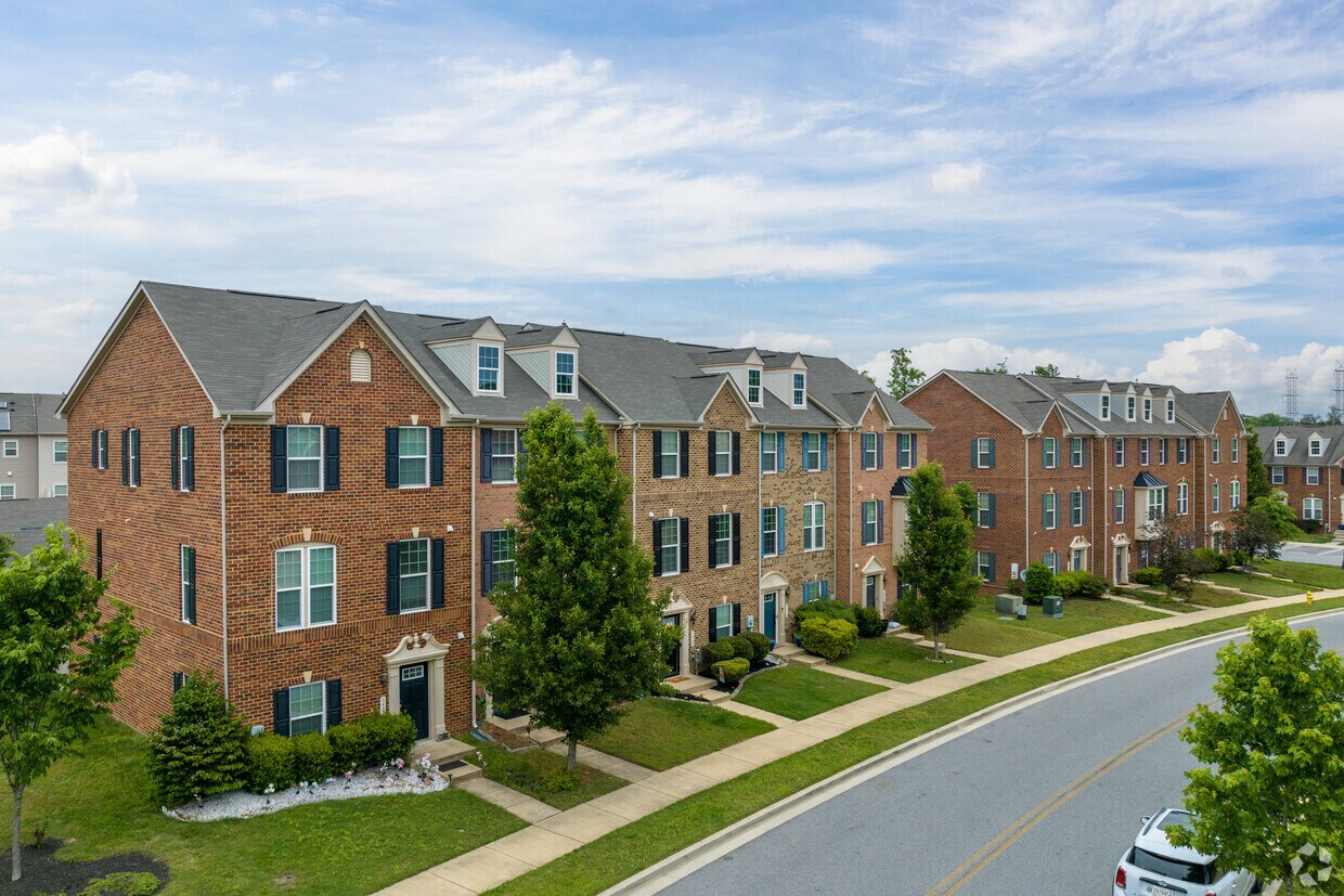 5405-5423 Saint Rita Dr - St. Charles Town Homes
