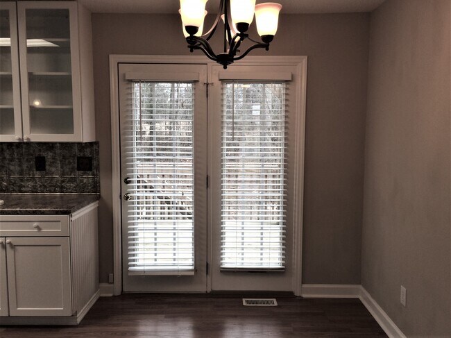 Foto del edificio - 5420 Springhouse Farm Road