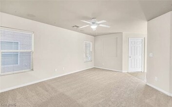 Building Photo - 4836 Golden Shimmer Ave
