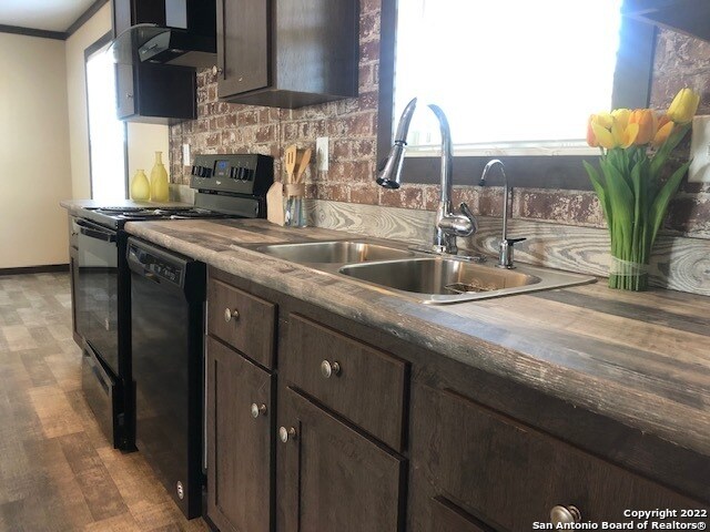 Foto del edificio - 833 CIMARRON-