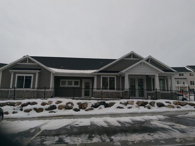 Casa club - 14576 S Quiet Shade Drive