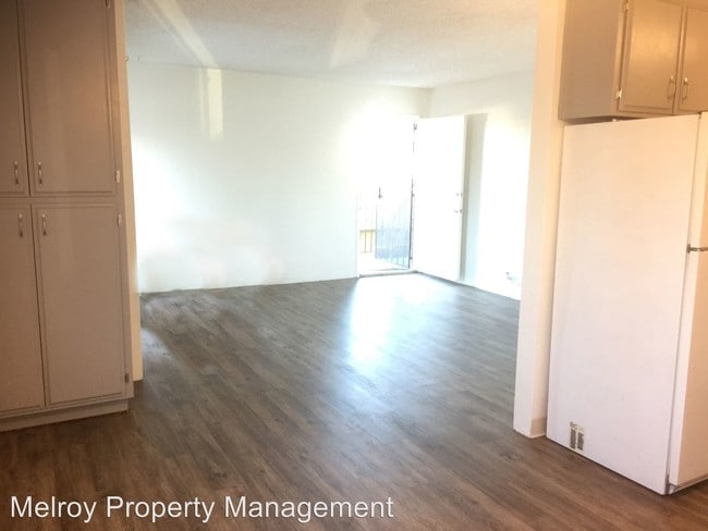 Building Photo - 4433 Montalvo St