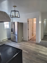 Building Photo - 92 Twiss St