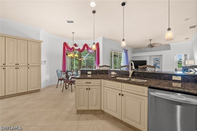 Foto del edificio - 8906 Lely Island Cir