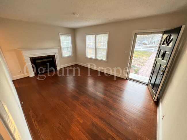 Building Photo - 2209 S. Broad St-3BR/2BA-Washington Park H...