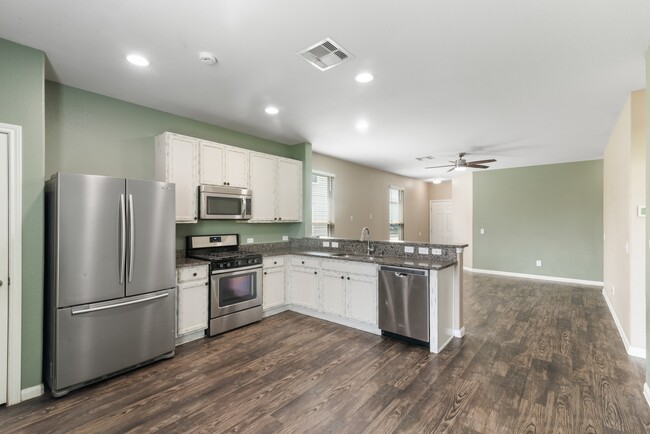 Foto del edificio - 835 Coffee Mill Creek Ln