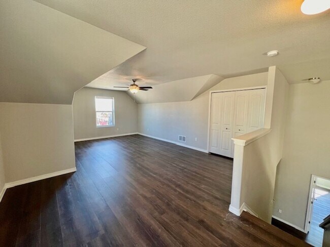 Foto del edificio - Charming 3 Bedroom Home In Falcon Highlands Available Now!