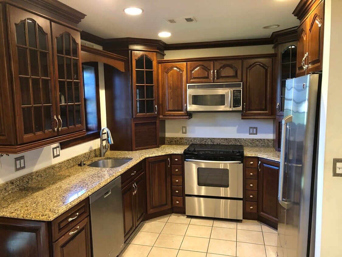 Kitchen - 3634 Aldino Rd