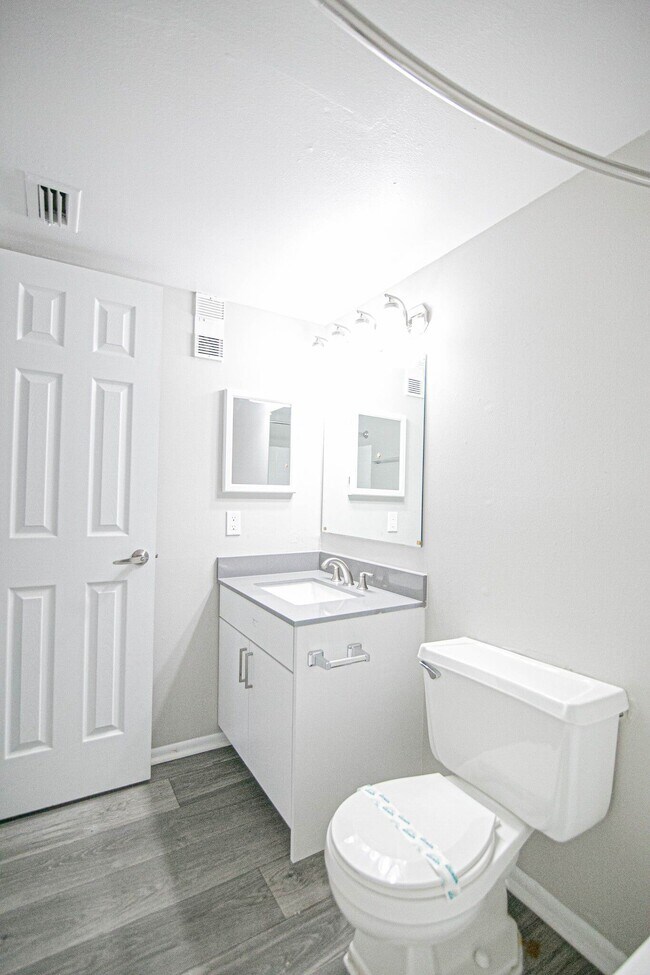 Palmview Cove Apartments 3151 S Babcock St Melbourne, FL Apartments