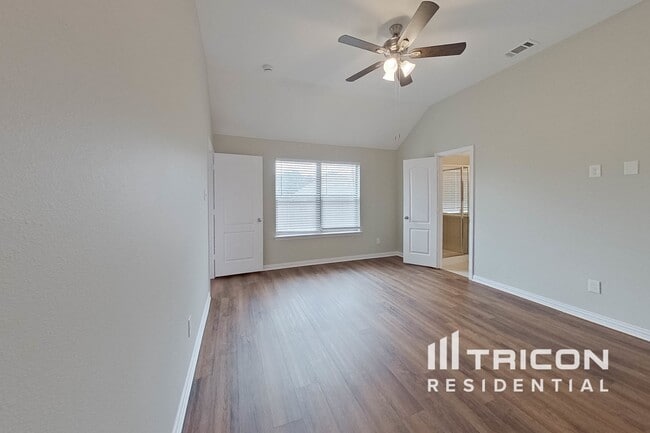 Building Photo - 6332 Spring Ranch Dr