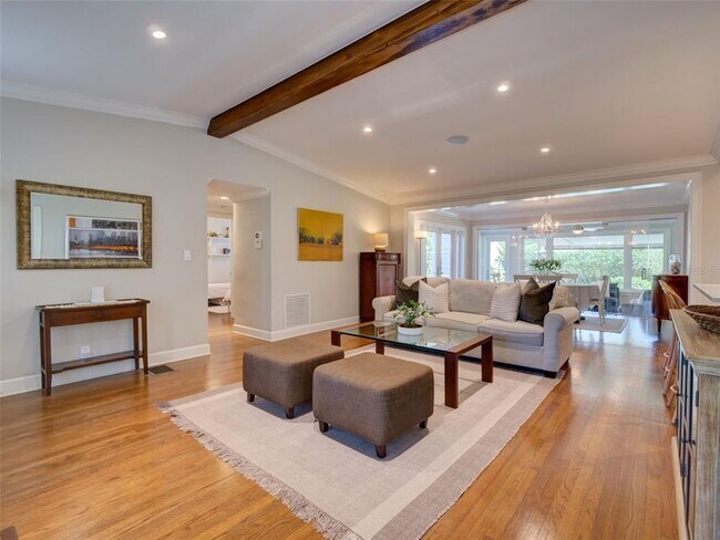 Foto del edificio - 1791 Spruce Ave