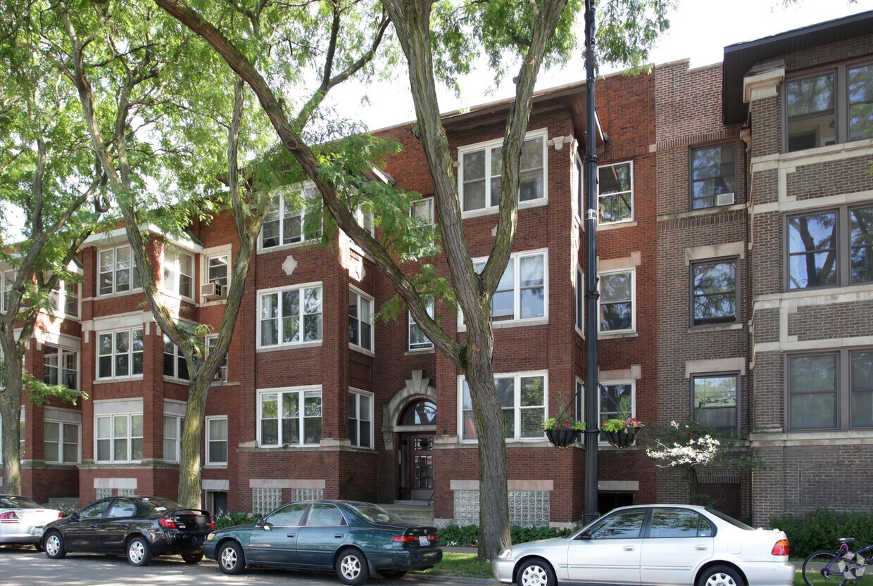 Primary Photo - 1213-1215 E 53rd St
