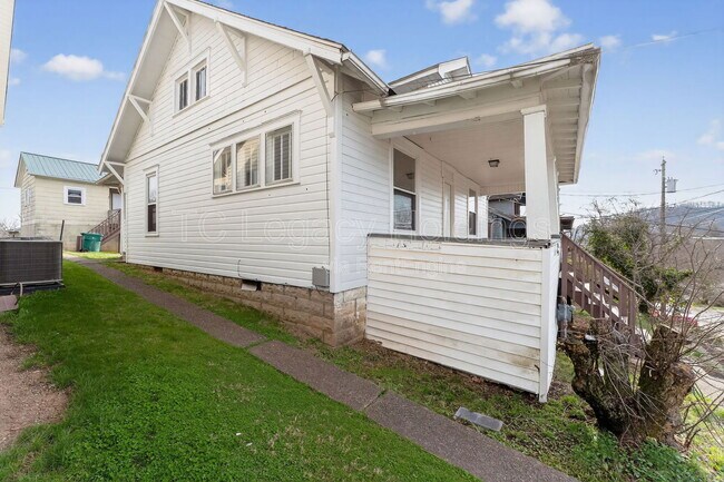 Foto del edificio - 604 Hart St