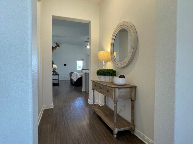 Building Photo - Terra Vista Beauty!