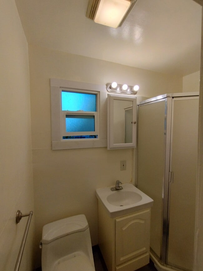 Foto del edificio - 912 Billy Frank Jr St