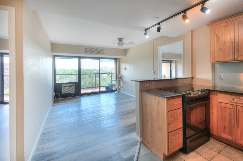 Foto principal - 417 E Kiowa St