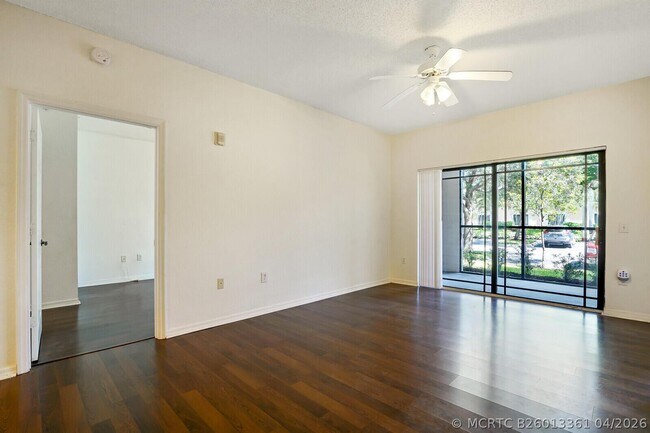 Foto del edificio - 2812 Grande Pkwy