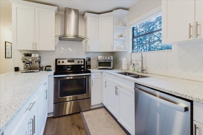 Foto del edificio - 138 69th Ave N