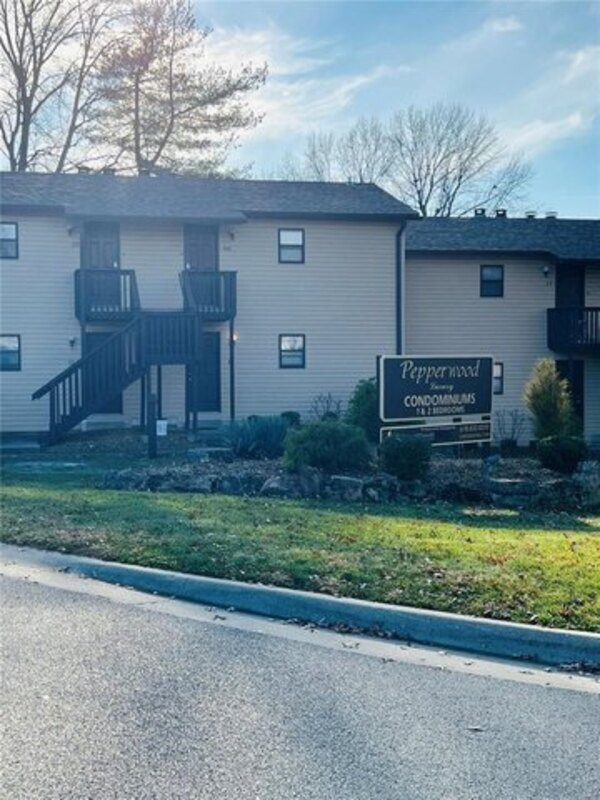 13 Pepperwood Ct, Glen Carbon, IL 62034 House Rental in Glen Carbon