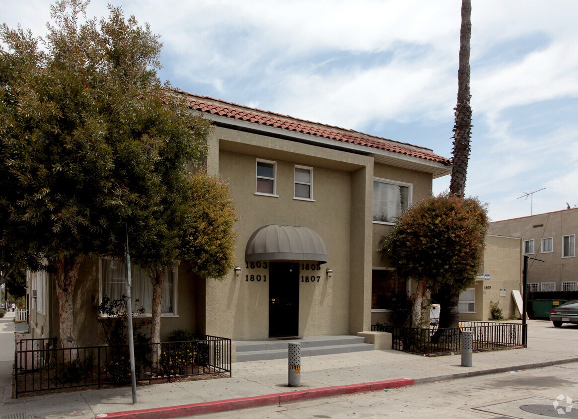 1801-1807 E 4th Street - 1801-1807 E 4th St