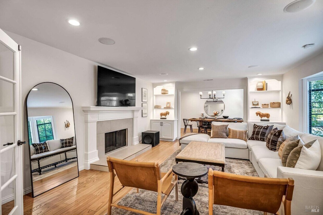 Foto principal - 16651 Arnold Dr