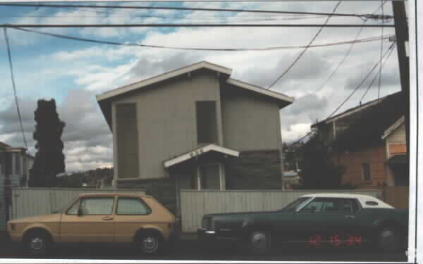 Building Photo - 636 W Nickerson St