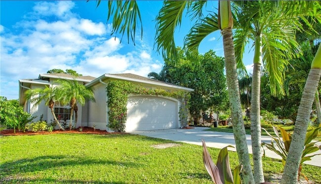 Building Photo - 3555 Poinsettia Ave