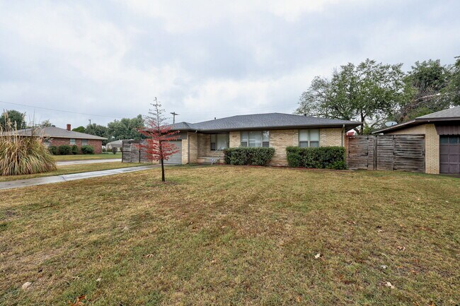 Foto del edificio - 4121 NW 20th St