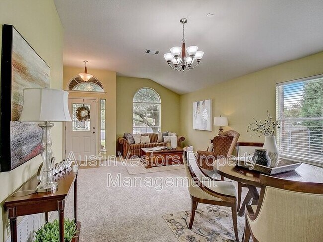 Foto del edificio - 8140 Osborne Dr