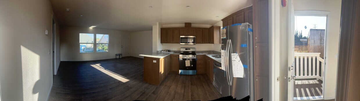 Primary Photo - 327 N Atlantic Blvd
