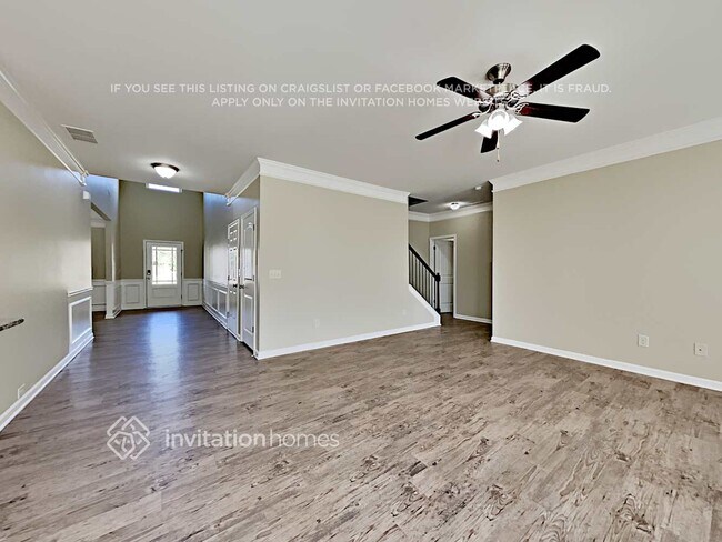 Foto del edificio - 856 Blind Brook Cir