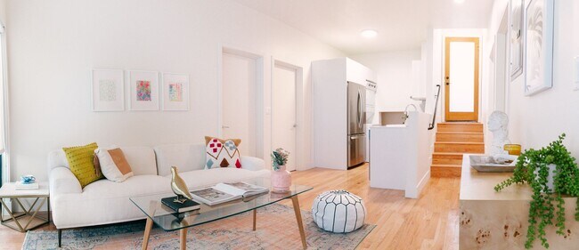 Foto del edificio - 513 N HELIOTROPE DR