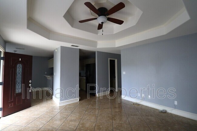 Building Photo - 526 Legion Hall