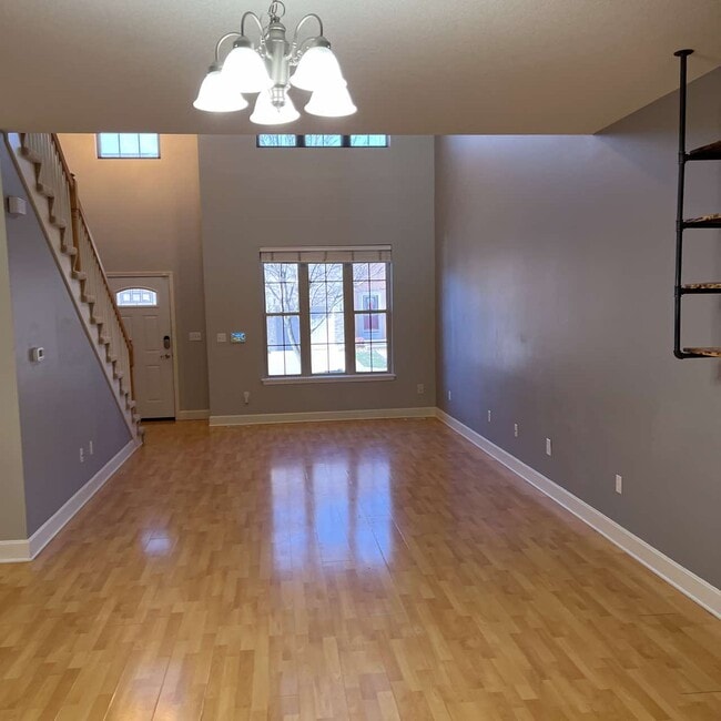 Building Photo - 1221 Dustins Way
