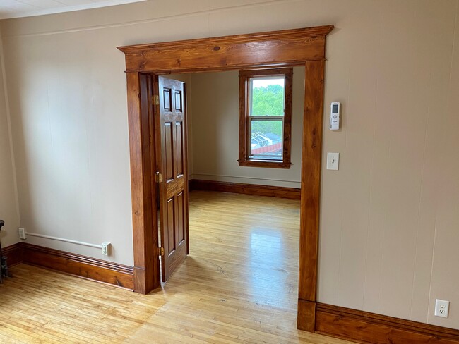 Living Room - 992 Arcade St