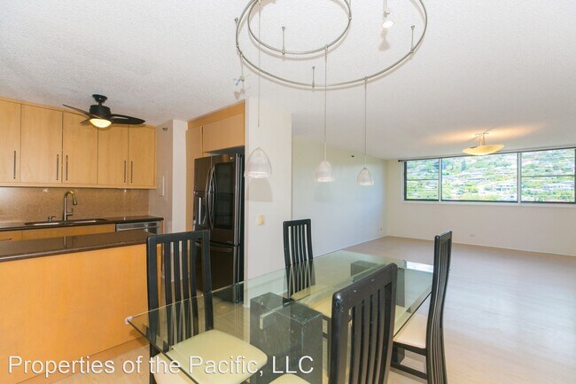 Foto del edificio - 2 br, 2 bath House - 1808 Punahou Street, ...