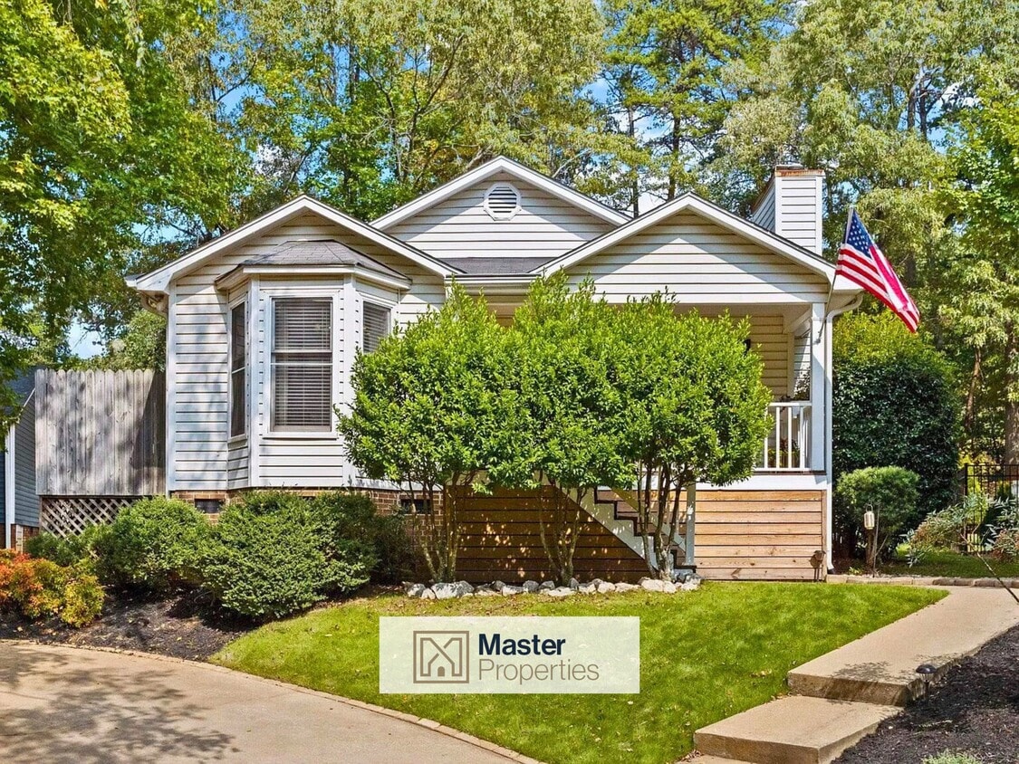 Foto principal - 1032 Summit Dr