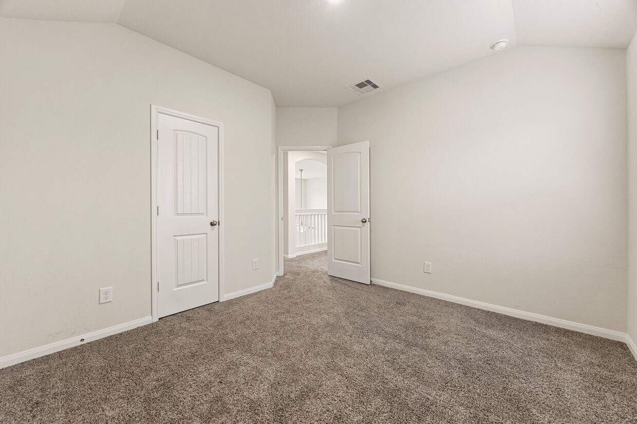 Primary Photo - 15837 Roberto Clemente Ct