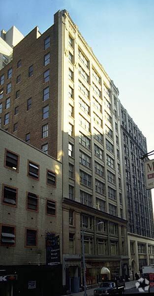 Building Photo - 49 E 21st St